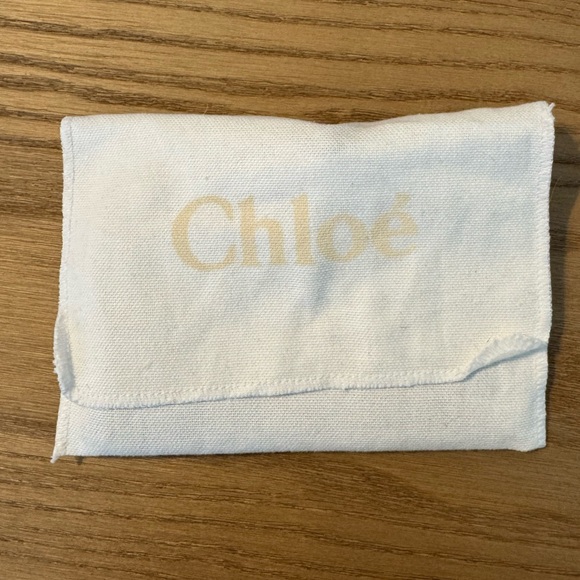 Chloe Alphabet Wallet in Grained Leather - Picture 2 of 16